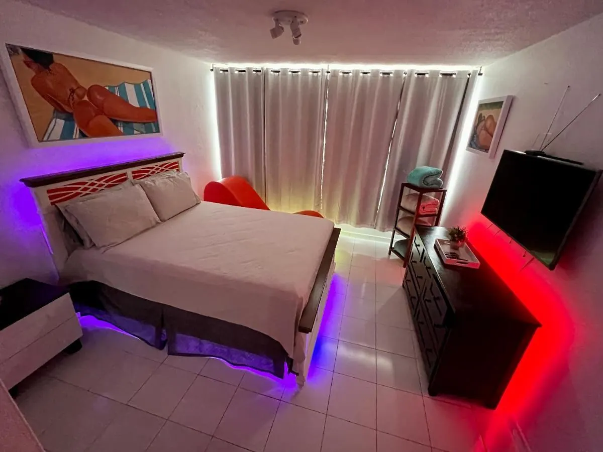 Hobie Oceanfront Apartment At Isla Verde San Juan 0*,