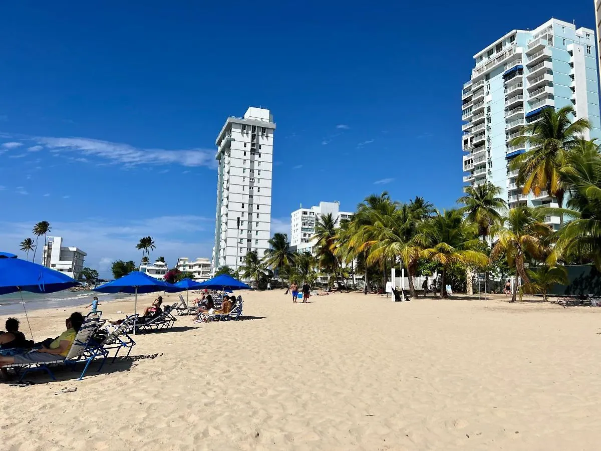 Hobie Oceanfront Apartment At Isla Verde San Juan