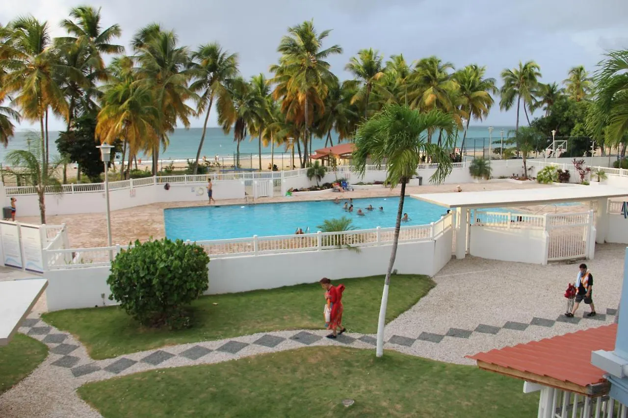 Hobie Oceanfront Apartment At Isla Verde San Juan